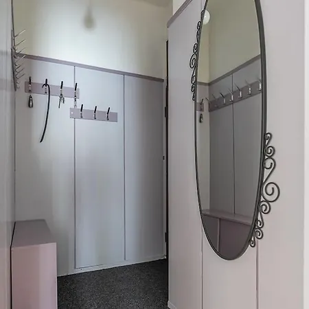 Centrally Located Vintage Flat Sofya