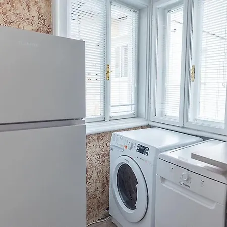 Centrally Located Vintage Flat Sofya